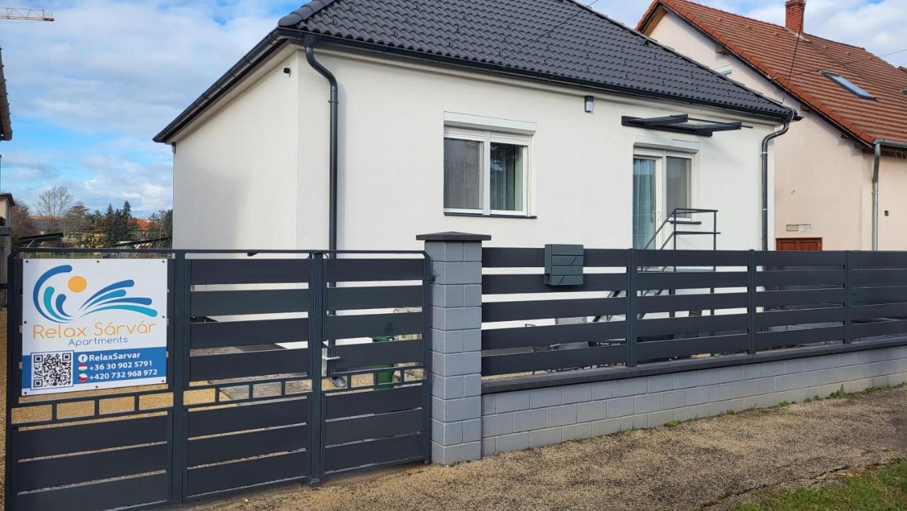 Relax Apartments Sarvar A1 Exterior photo